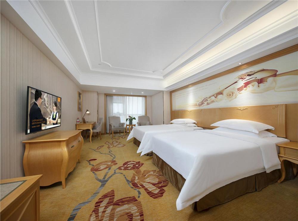 Vienna Hotel Zhengzhou Zhongyuan Futa Exterior photo